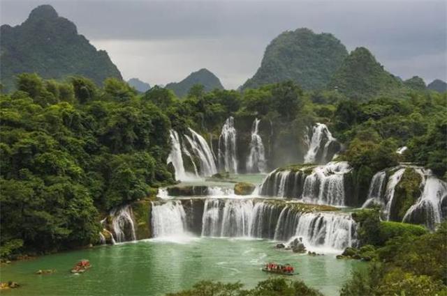 抖音老是刷到一个人怎么屏蔽 - 快速智慧问答